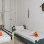Perasma Studios 9 *